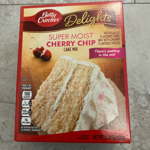 Betty Crocker Other Betty Crocker Super Moist Cherry Chip Cake Mix Poshmark
